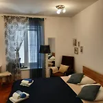 Apartment Yes