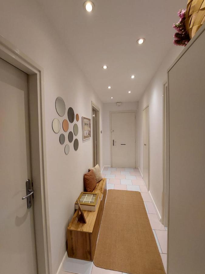 Yes Apartment *